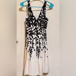 Ralph Lauren Black & White V-Neck Sleeveless Floral Print Party Dress
